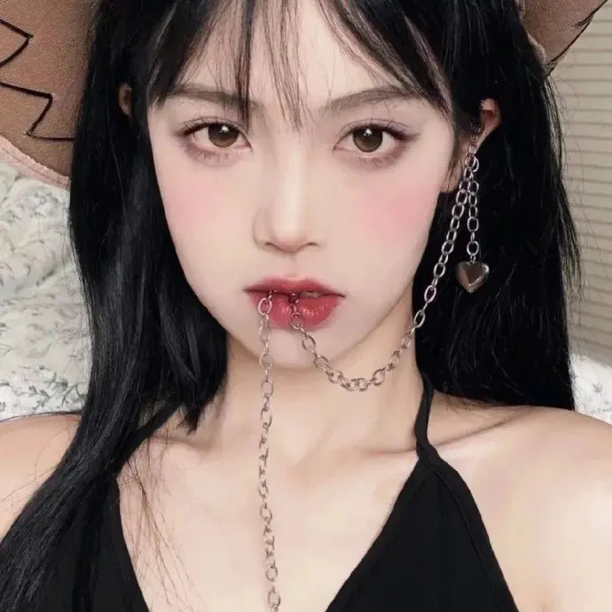 摊牌了，我的四个哥哥是超级大佬